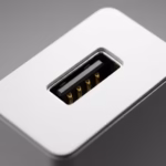 GUARD Single Port USB Netzadapter (2.1A) mit Typ-C Ladekabel – Weiß - Image 12